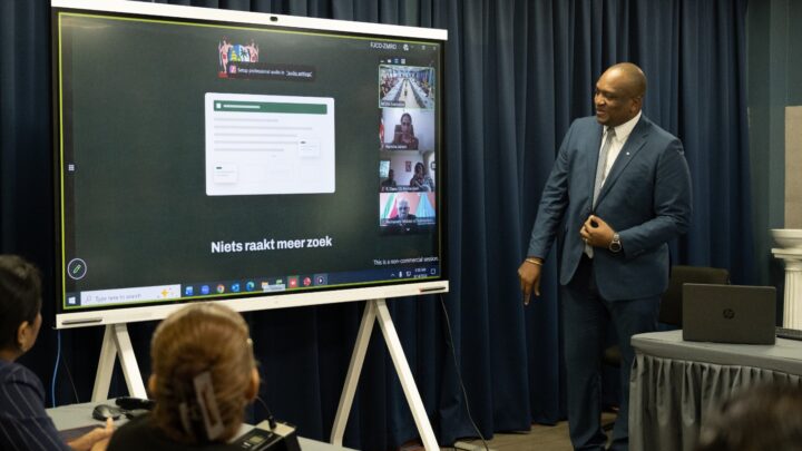Afbeelding bij de officiële publicatie: BIS Online markeert digitale transformatie binnen Buitenlandse Zaken