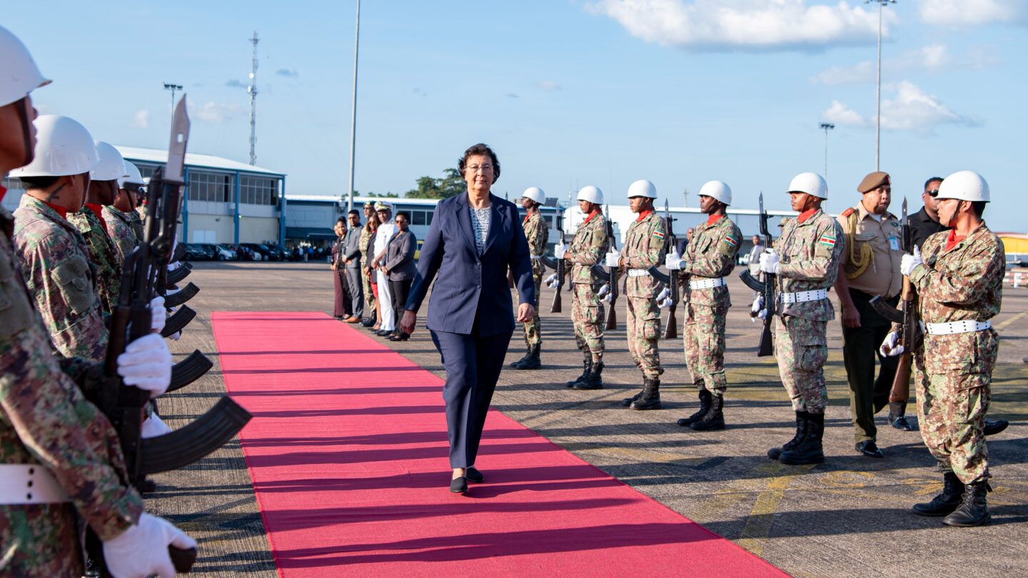 Afbeelding bij de officiële publicatie: President naar VS voor 81ste Algemene Vergadering Verenigde Naties