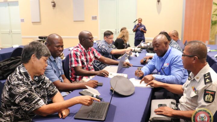 Bijeenkomst tijdens de voorbereiding van Tradewinds 2027 in Suriname.